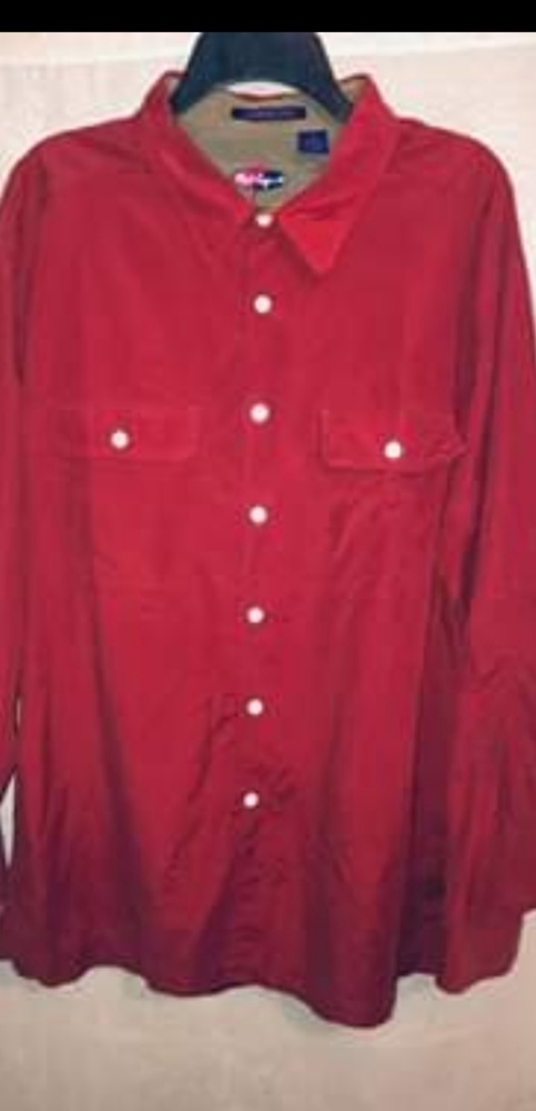 Red Reel Legends Button down